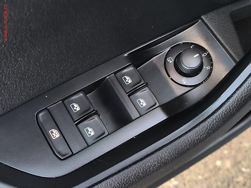 Škoda Superb (2022) 2.0TDi, ČR, Ambition, DSG - fotka 22 z 23