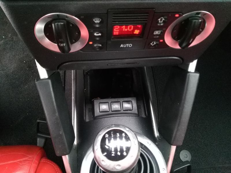 Audi TT 1,8 Turbo Quattro - fotka 16 z 31