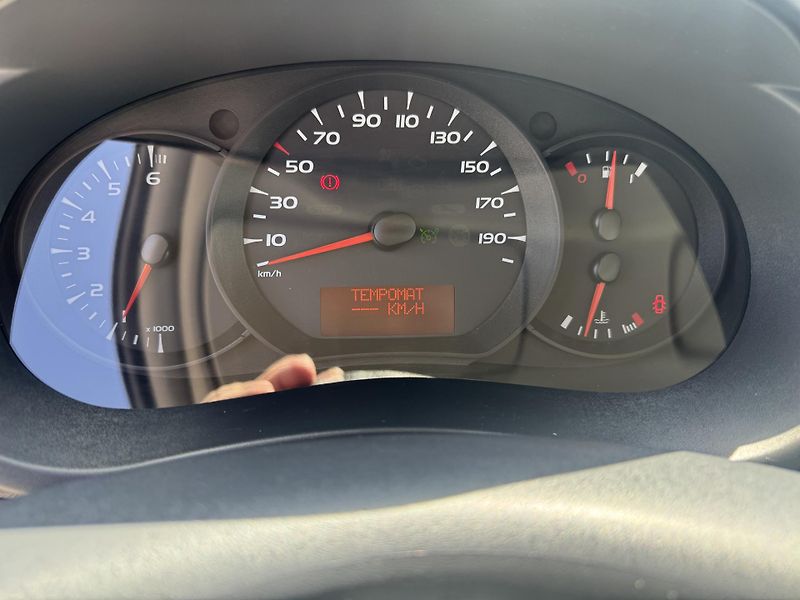 Renault Kangoo (2013) MAXI 1.5DCi(110)7MÍST,TAŽNÉ - fotka 30 z 46