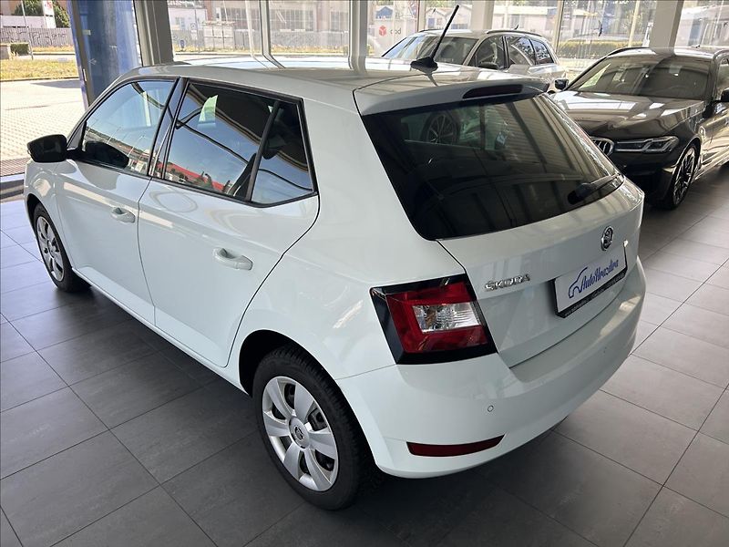 Škoda Fabia 1,0   MPI 55kW,SERVISNÍ KNÍŽKA - fotka 4 z 22