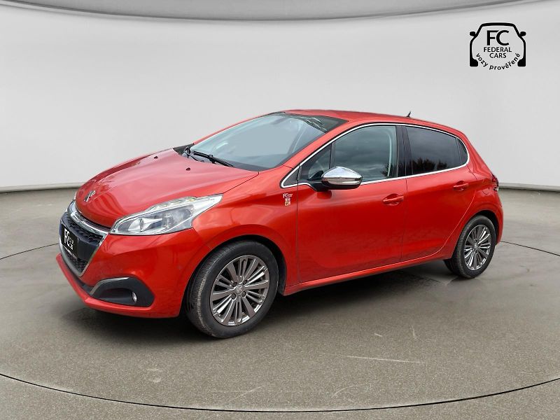 Peugeot 208 (2017) ALLURE 1.2 PureTech 110k S&S M - fotka 2 z 14