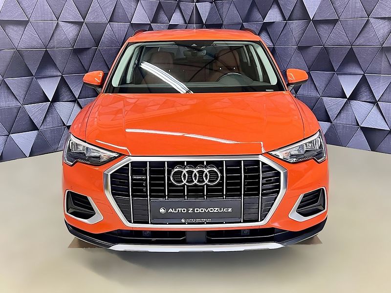 Audi Q3 2.0 TDI QUATTRO S-TRONIC, ACC - fotka 3 z 24
