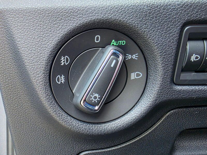Škoda Scala (2025) 1,0TSI 85KW DSG TOP SELECTION - fotka 19 z 31