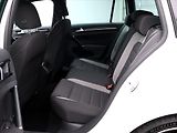 Volkswagen Golf 2,0 TSI R 221kW DSG 4M 1.Maj - náhled 14