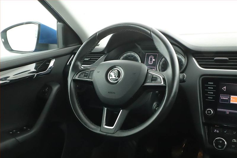Škoda Octavia (2018) 1.6 TDI, Serv.kniha, Tempomat - fotka 8 z 13