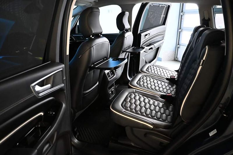 Ford S-MAX (2022) 2.5 VIGNALE 7 Míst LED ACC Taž - fotka 10 z 46