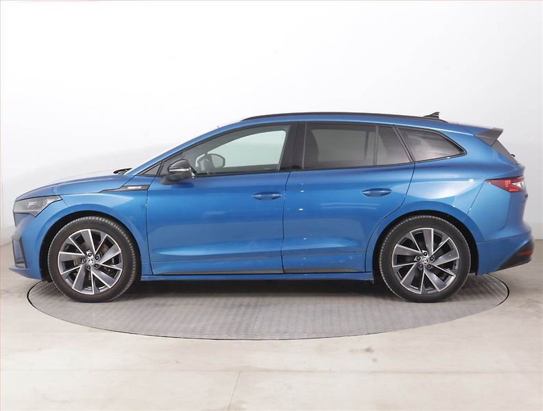Škoda Enyaq (2022) Sportline iV 60 (62 kWh) - fotka 3 z 20