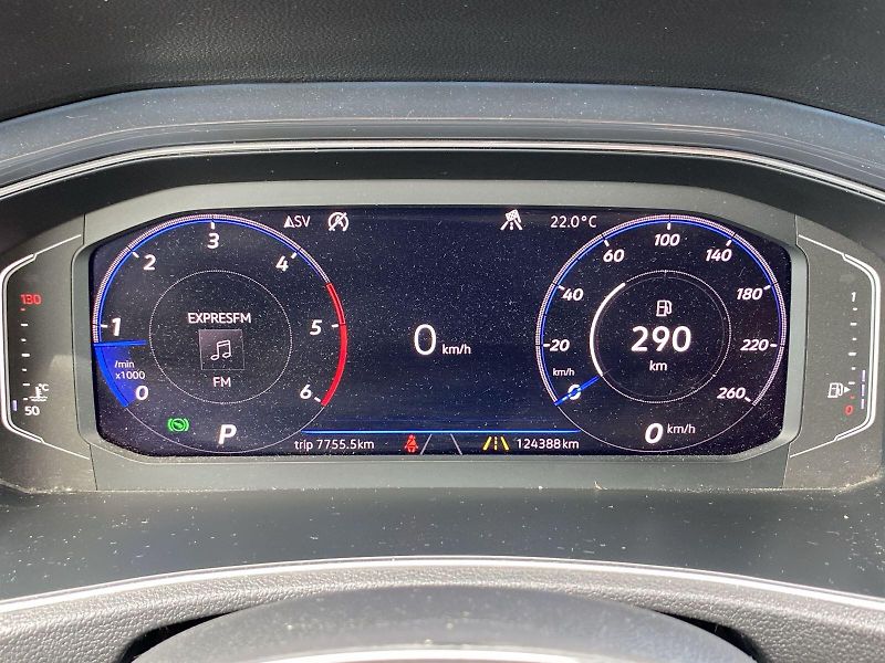 Volkswagen T-Roc (2018) 2.0 TDI 4Motion DSG - fotka 6 z 25