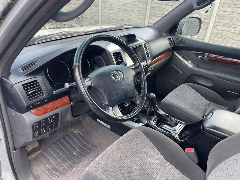 Toyota Land Cruiser 3.0TD 4x4 170PS AUT VÝBAVA !!! - fotka 162 z 180