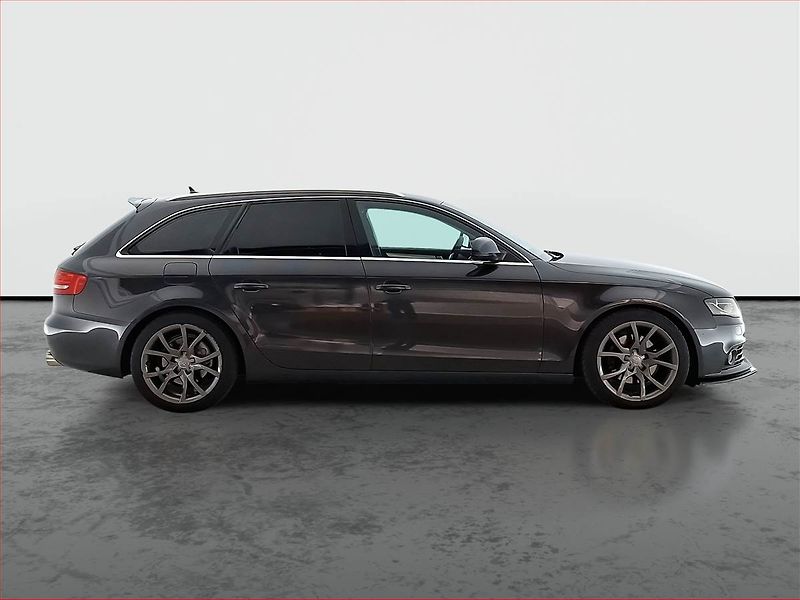 Audi A4 (2008) 2.0 TFSI, Navi, Xenony - fotka 6 z 20