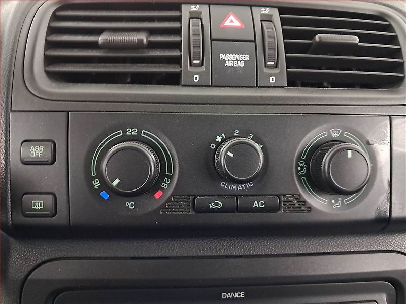Škoda Fabia (2010) 1.2 12V, nová STK, Tažné - fotka 16 z 18