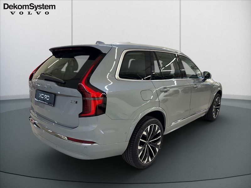 Volvo XC90 (2026) 2,0 B5 Plus Bright 0087 - fotka 3 z 12