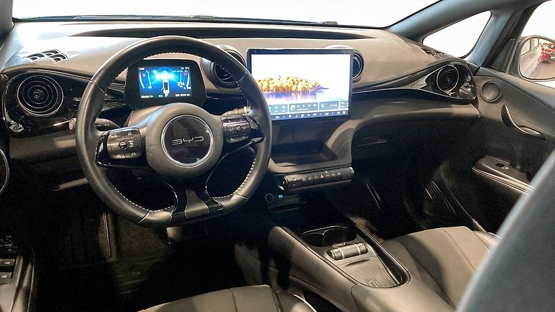 BYD Dolphin 60.4kWh Design Pano 360 - fotka 7 z 16