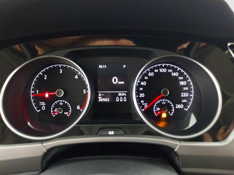 Volkswagen Touran (2018) Comfortline 2.0 TDI, Automat - fotka 11 z 17