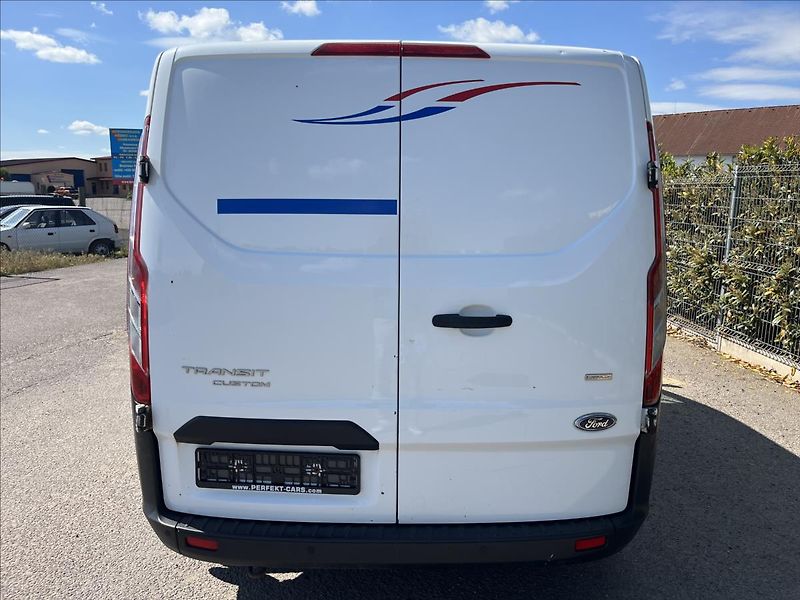 Ford Transit Custom 2,0 TDCi L1 H1 KLIMA VESTAVBA - fotka 7 z 41