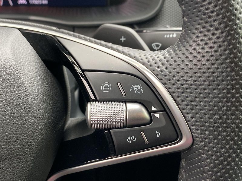 Škoda Scala (2025) 1.0 TSI DSG Monte Carlo - fotka 24 z 35