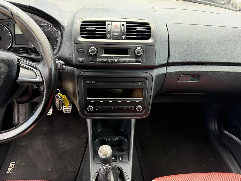 Škoda Fabia 1.2 TSI MONTE CARLO - fotka 18 z 25