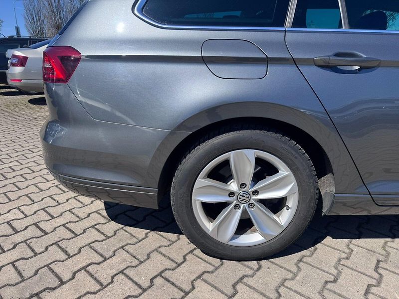 Volkswagen Passat (2015) B8 DSG 2,0 110KW ROZV. BEZ ADB - fotka 15 z 50
