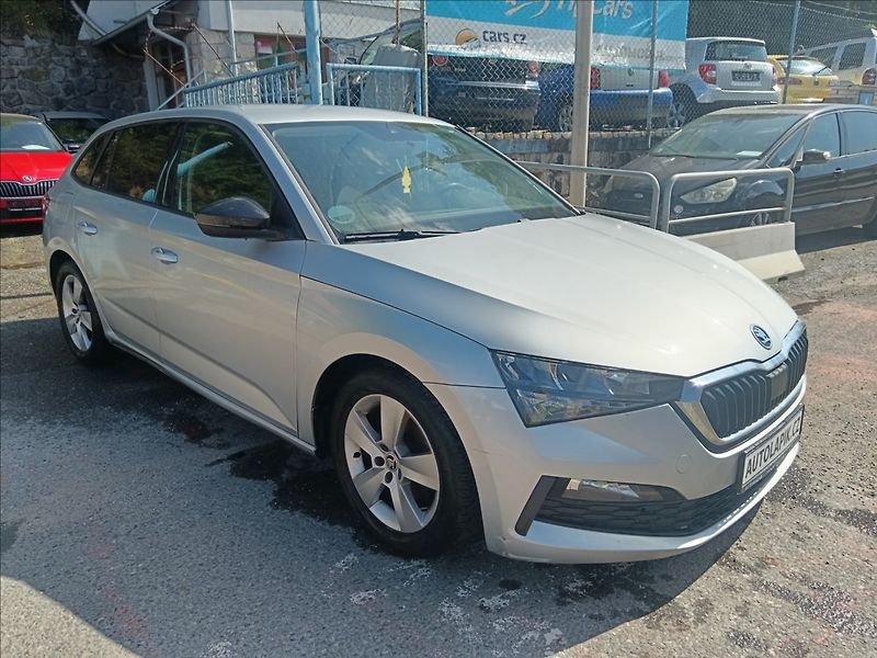 Škoda Scala 1,0 TSi  Cool Plus - fotka 15 z 21