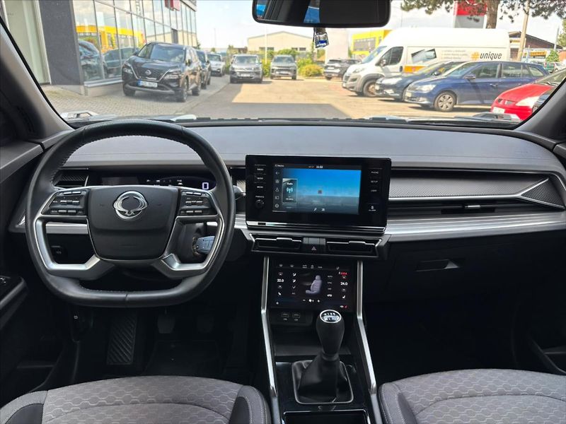 SsangYong Torres 1,5 GDI  Club 2WD 6MT - fotka 14 z 29