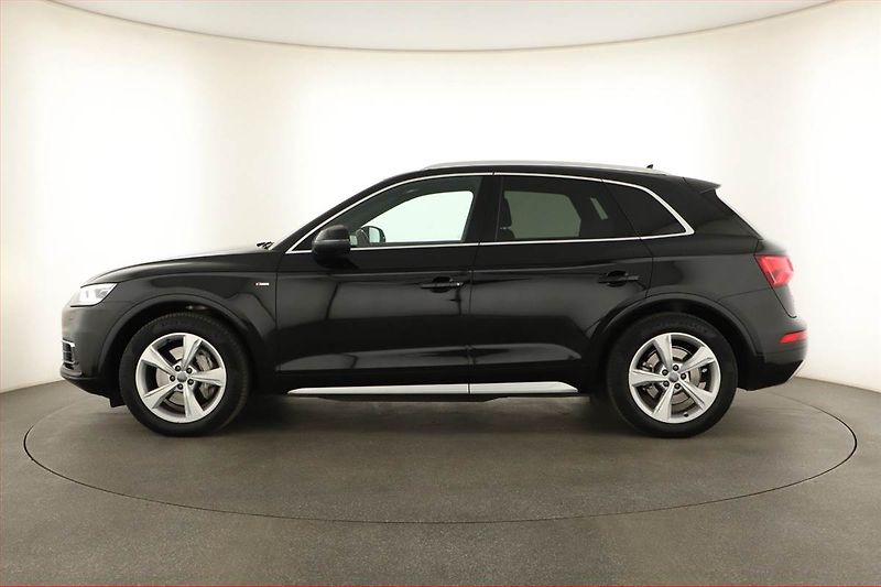 Audi Q5 (2020) 50 TDI - fotka 3 z 18