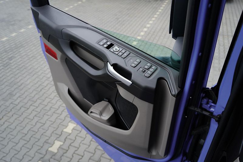 Scania (2024) S 590 / V 8 / E 6 / ACC / BOOG - fotka 44 z 51