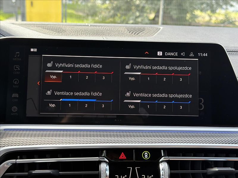 BMW X6 3,0 xDrive 40i Mpaket ČR DPH - fotka 32 z 49