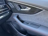 Audi Q8 (2025) 60TFSI e QUATTRO, B&O, Tažné  - náhled 35