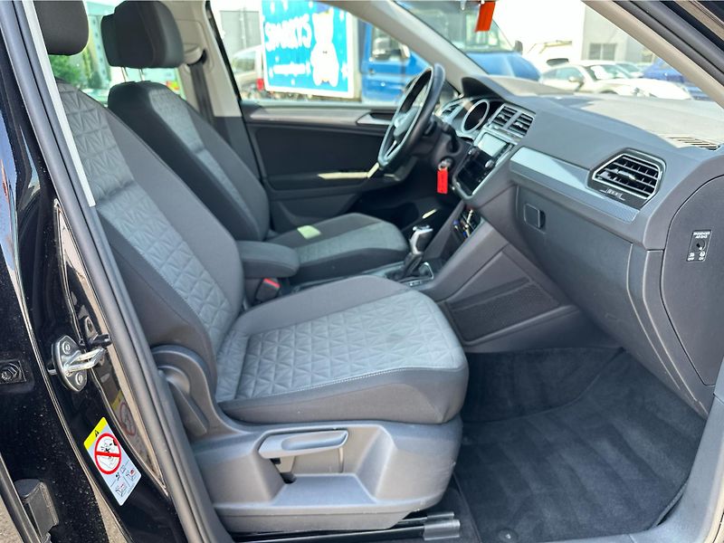 Volkswagen Tiguan 2,0 TDI 110 kW Business Premiu - fotka 14 z 21