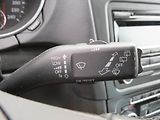 Volkswagen Golf (2011) 1.6 TDi, Panor, výhřev sed - náhled 19