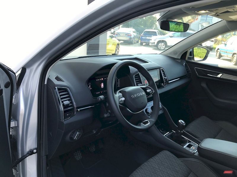 Škoda Karoq (2025) SEL TS 110/1.5 M6F - fotka 18 z 26