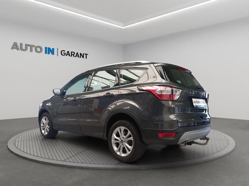 Ford Kuga (2019) Titanium 2,0 TDCi 4x4 1.maj ČR - fotka 3 z 14