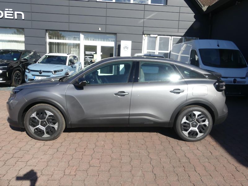 Citroën C4 (2026) PLUS Hybrid 145k Automatic  - fotka 8 z 21