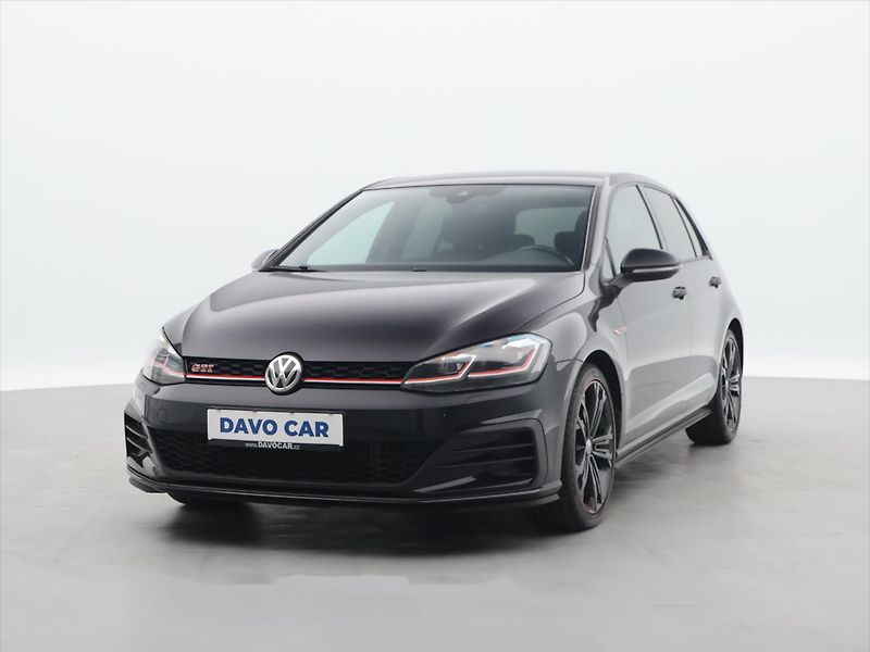 Volkswagen Golf 2,0 GTI 180kW DSG Performance - fotka 3 z 28