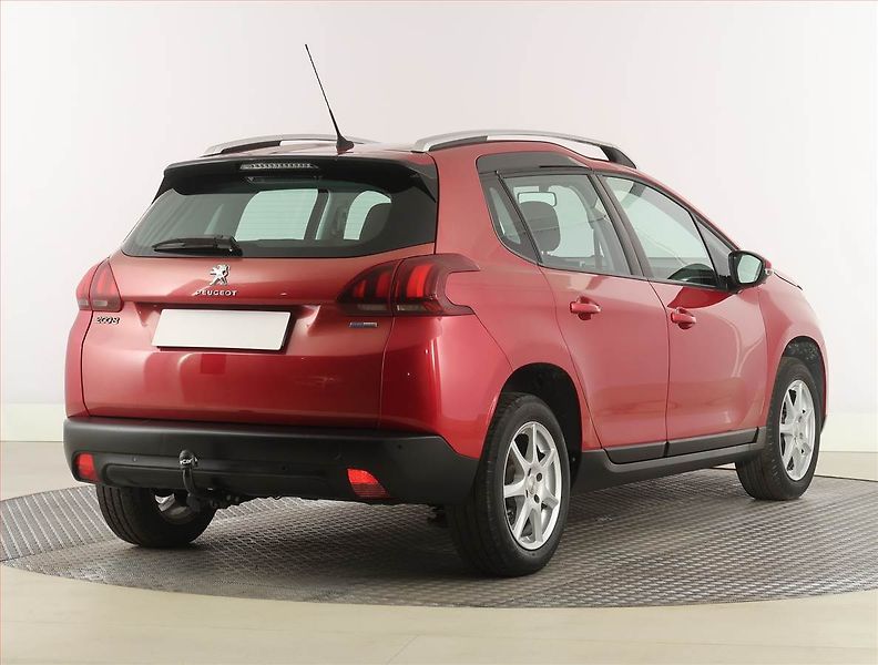 Peugeot 2008 (2016) 1.2 PureTech, Serv.kniha, Navi - fotka 5 z 20