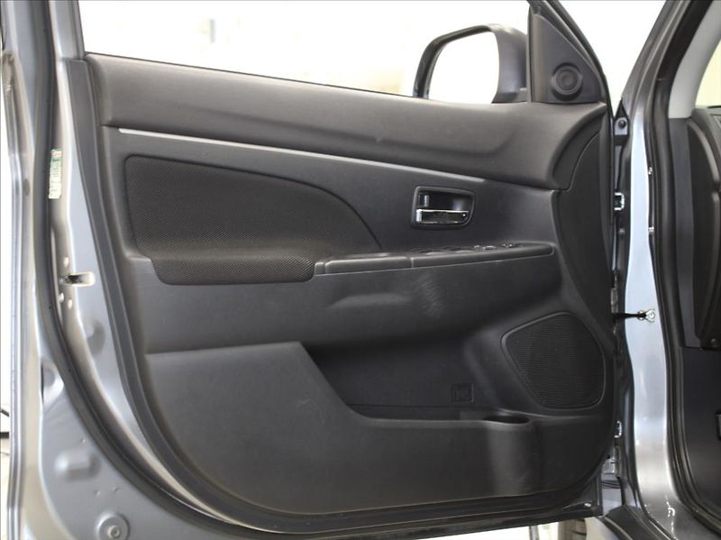 Mitsubishi ASX 1,8 Di-D 110Kw 4x4 MT Tažné ČR - fotka 10 z 18