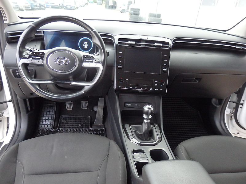 Hyundai Tucson 1.6 CRDI 6x AIRBAG, ZÁVĚS - fotka 13 z 22