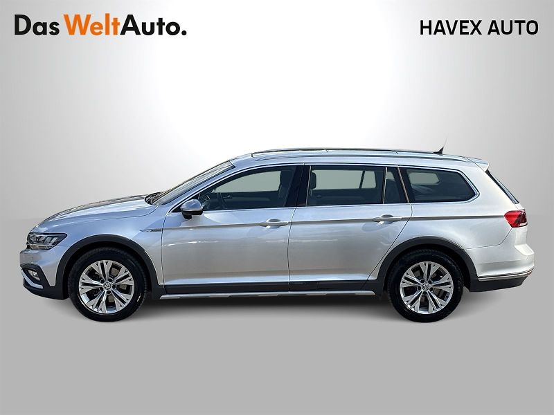 Volkswagen Passat (2020) Variant 2.0 TDI 4Motion DSG Al - fotka 3 z 27