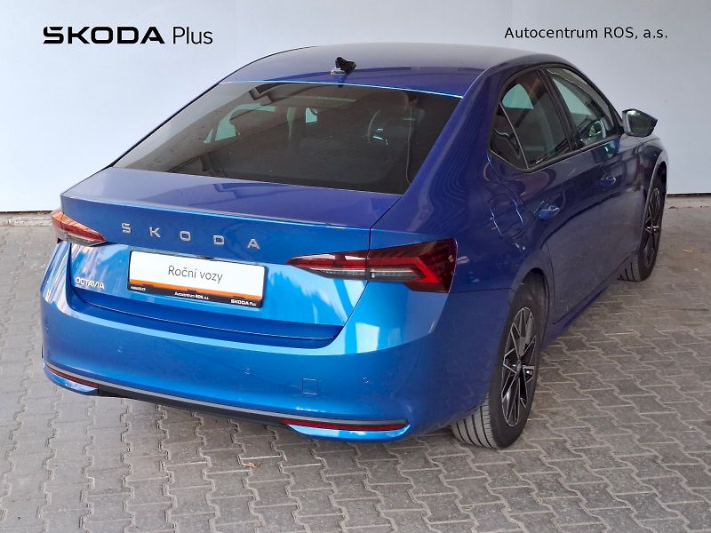 Škoda Octavia (2025) SELECTION 2,0 TD 85/kW M6F - fotka 2 z 27