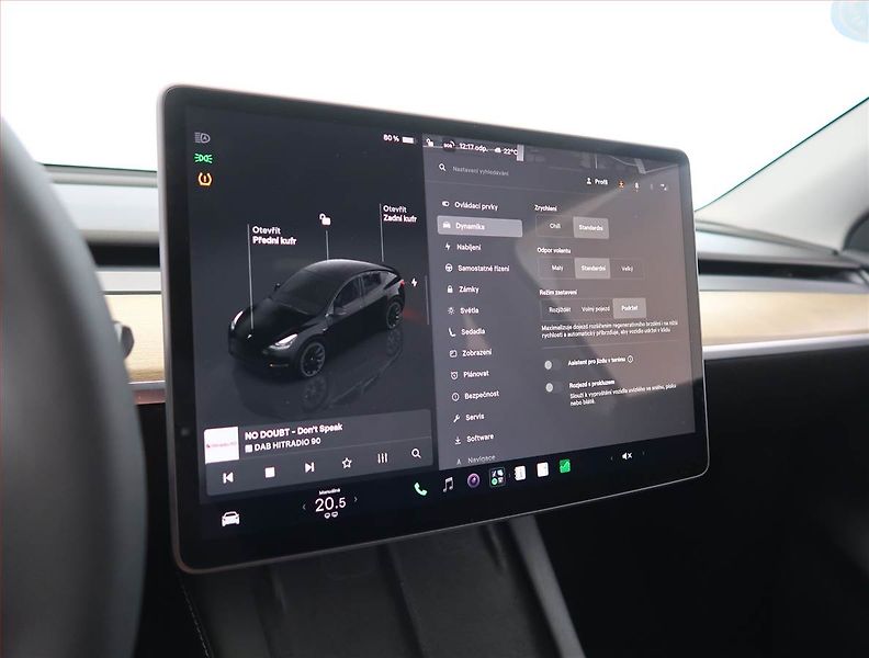Tesla Model Y (2022) Long Range AWD 79kWh, SoH 92% - fotka 25 z 33