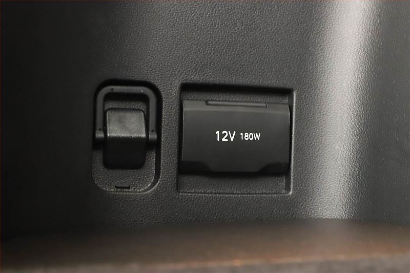 Hyundai Tucson (2024) 1.6 T-GDI 48V MHEV - fotka 24 z 27