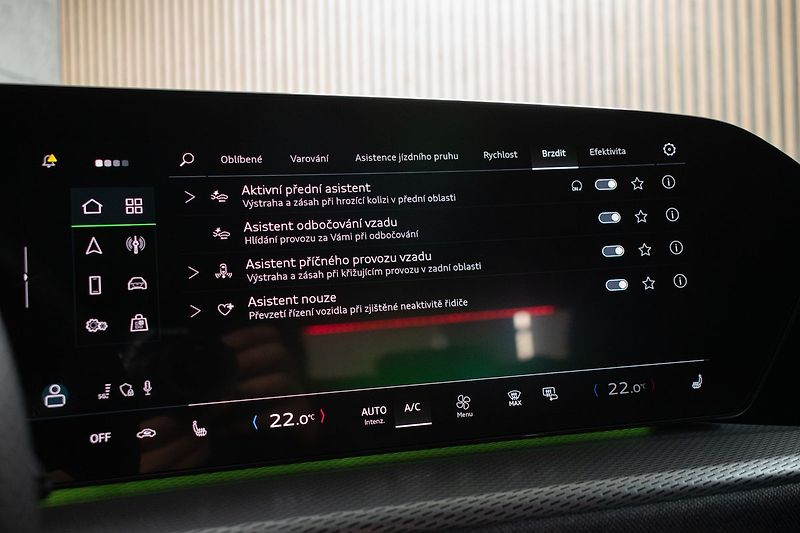 Audi Q5 2.0 TDI QUATTRO*S-LINE*ZÁRUKA* - fotka 29 z 42