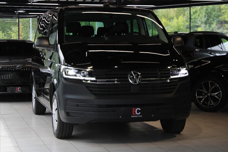 Volkswagen Caravelle T6.1 TDi 110kW 4MOTION ACC/Taž - fotka 21 z 22