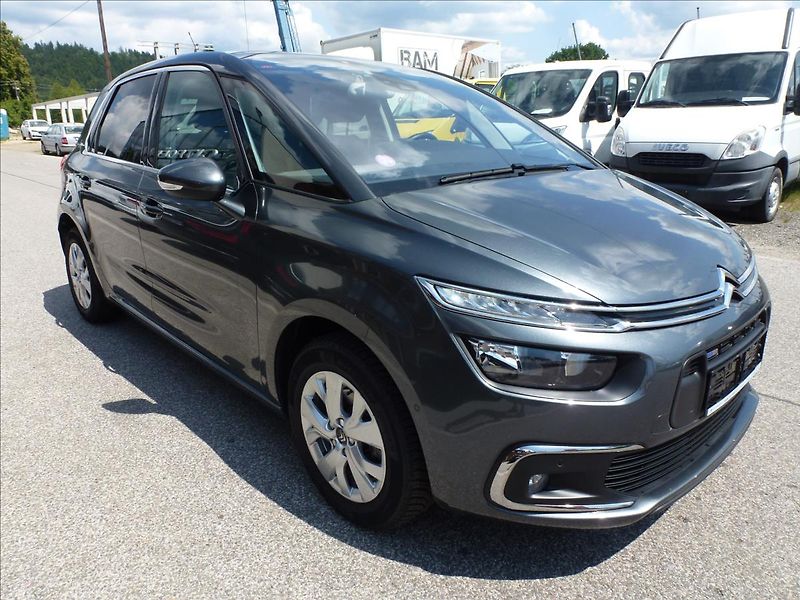Citroën C4 Picasso 1,2 PureTech 130 6MAN Turbo Od - fotka 7 z 55
