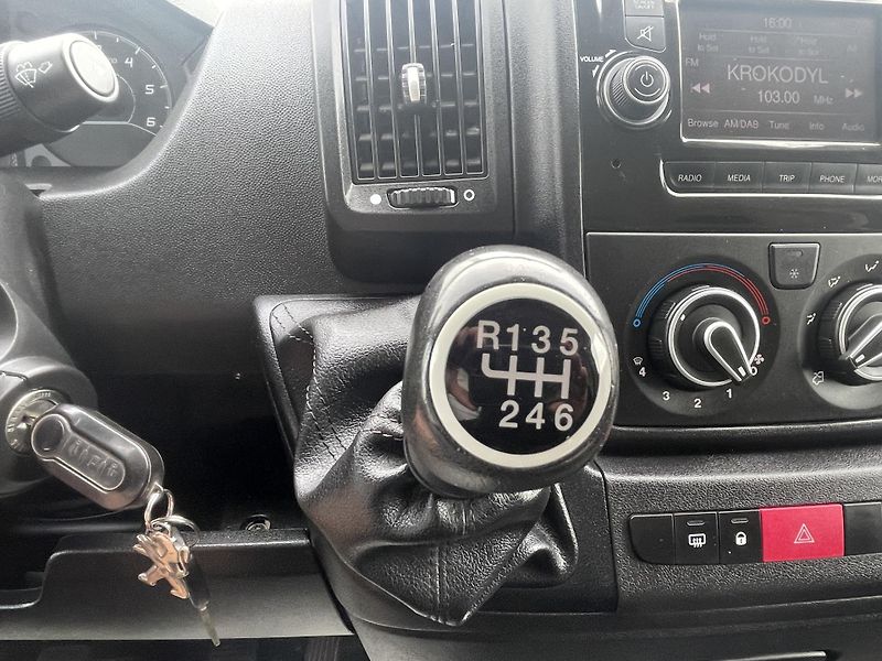 Peugeot Boxer 2.2HDi 120PS CZ DPH REZERVACE! - fotka 133 z 139