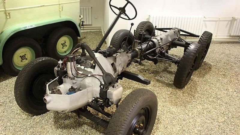 Kübelwagen Tatra 57 K se produkoval v podstatně větší sérii. Z Kopřivnice jich vyjelo na bojiště druhé světové války šest tisíc kusů