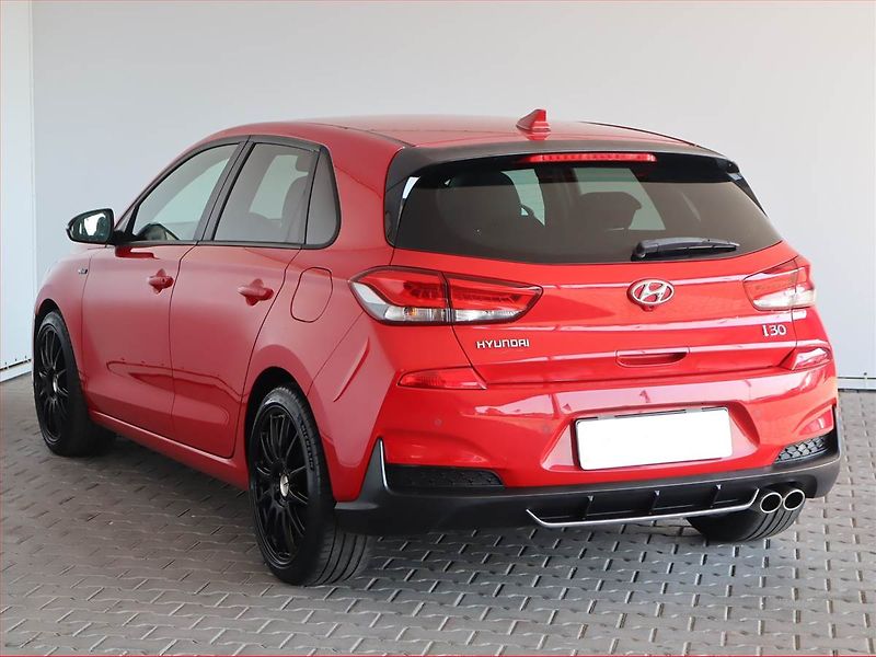 Hyundai i30 (2019) N-Line 1.4 T-GDI, Serv.kniha - fotka 4 z 19