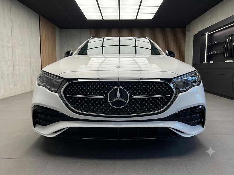 Mercedes-Benz Třídy E (2024) E 220d 4M KOMBI - fotka 3 z 7