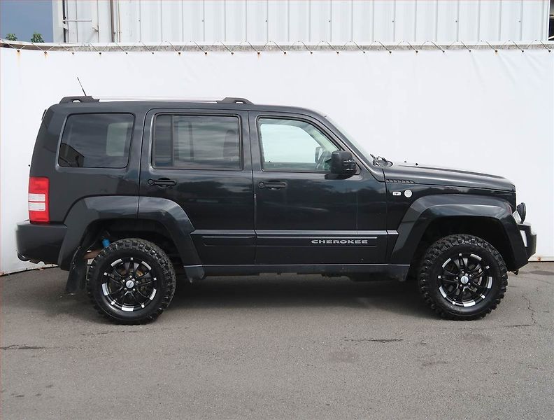 Jeep Cherokee (2009) 2.8 CRD, 4X4, Automat - fotka 6 z 18