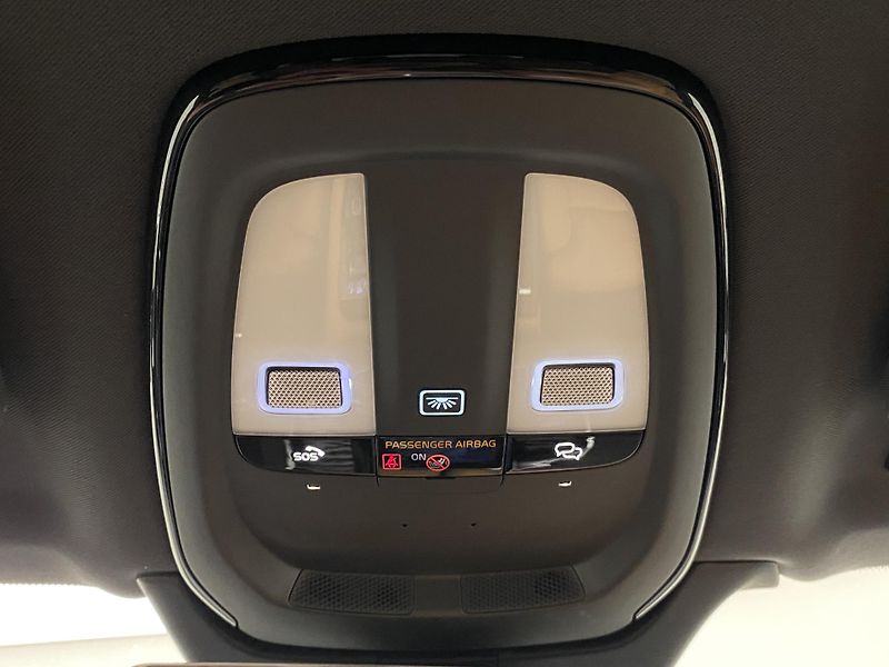 Volvo XC90 B5 AWD BRIGHT PLUS AUT CZ 7m - fotka 31 z 64